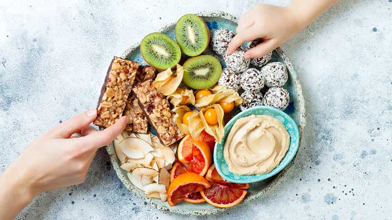 5 Simple Snack Boxes for Busy People